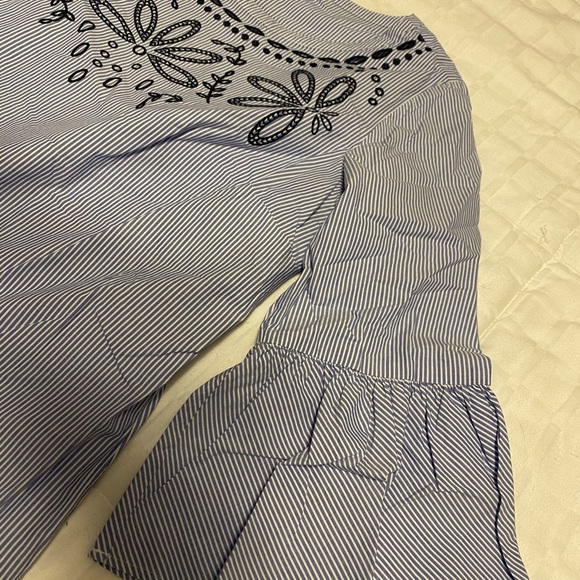 Blouse - Picture 3 of 3